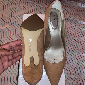 Size 11 women Alfina Pumps